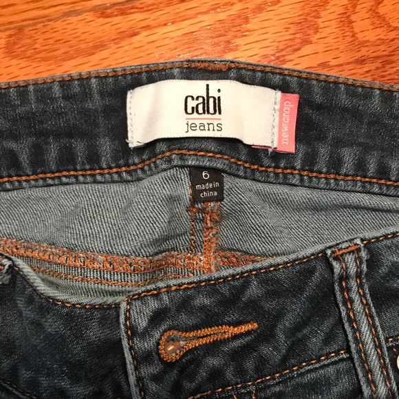 CAbi Dark Wash New Crop Jeans Style #5086 Size 6 - Picture 6 of 7